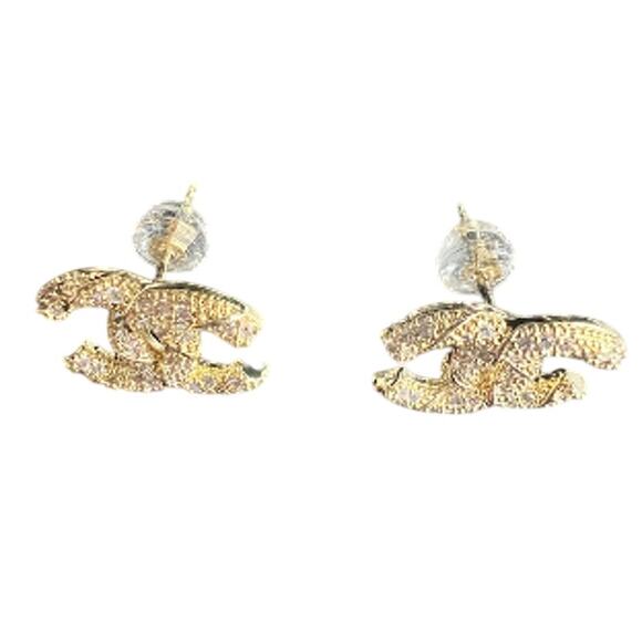 Gold CHANEL Twisted Crystal Stud Earrings Autumn/Pre-Fall 2022 (CHXX031) - Picture 2 of 5